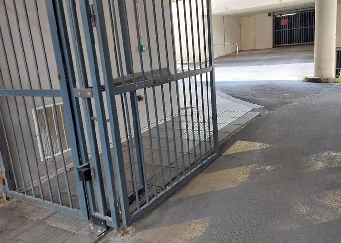 Privat bolig Hyper Centre ,jolie Climatisee Avec Parking Securise Gratuit *